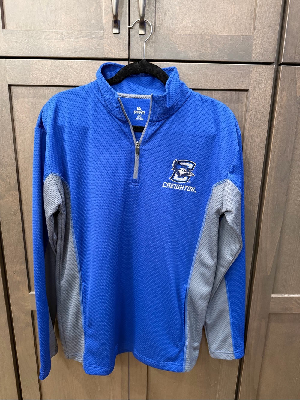 Knights Apparel Creighton Blue/Gray Quarter-Zip Performance Pullover Size M NWOT